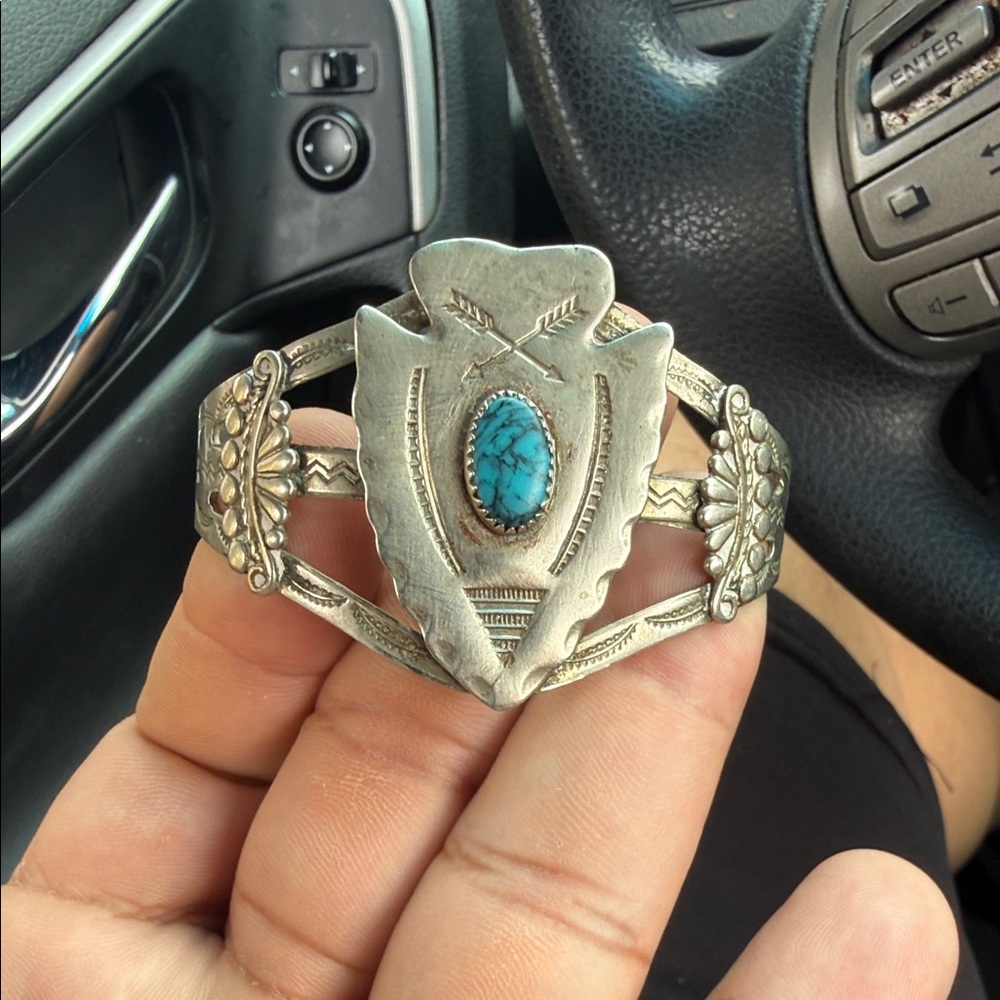 1960s Bell Trading Post Nickel Silver & Faux Turquoise Arrowhead Bracelet